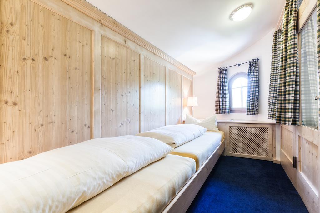Apartments Margarethe Neukirchen am Großvenediger Szoba fotó