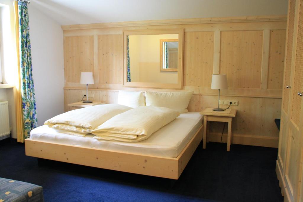 Apartments Margarethe Neukirchen am Großvenediger Szoba fotó